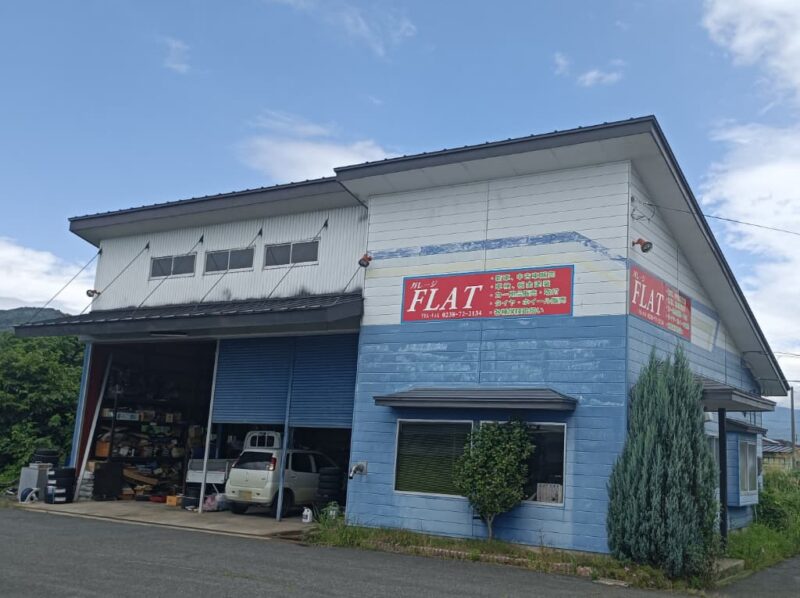 ガレージFLAT